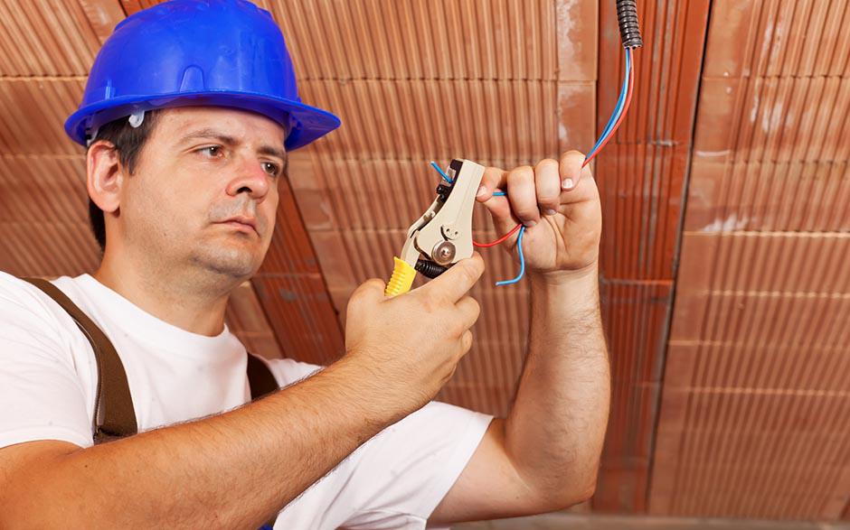 prix d'un électricien Bièvres